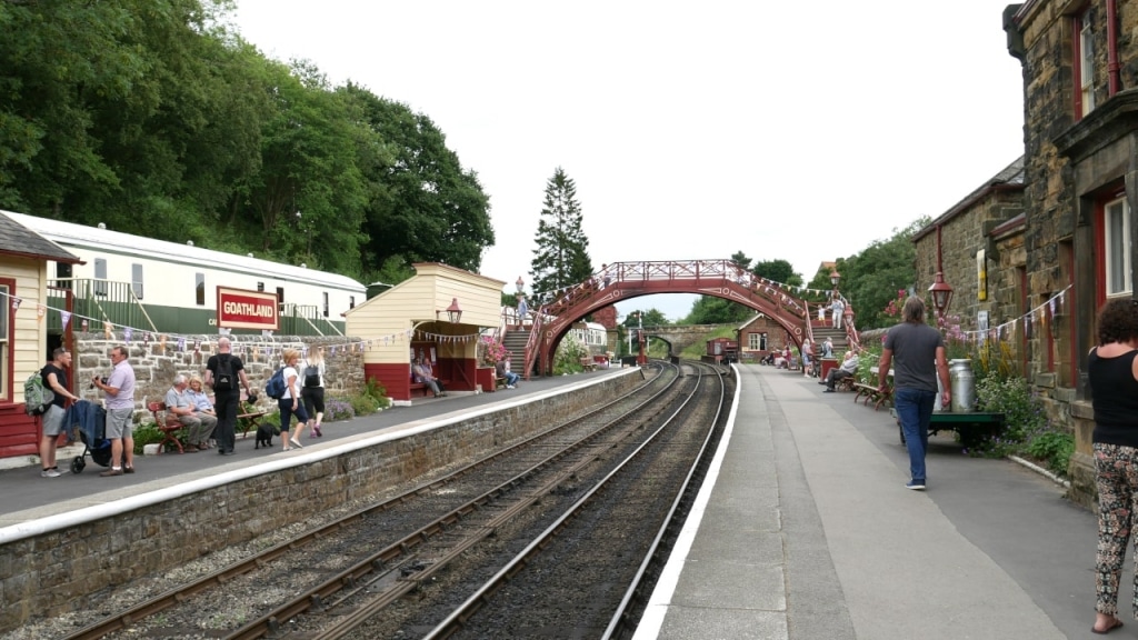Heartbeat Locations Tour / Aidensfield Station