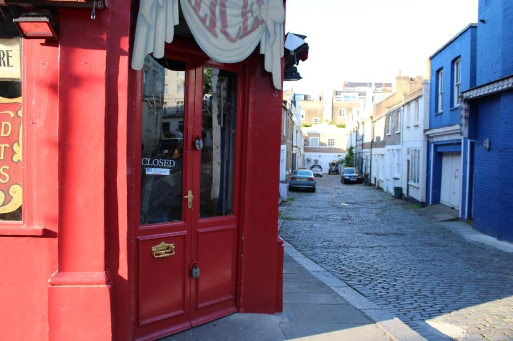 Paddington Bear Tour / Grubers Shop