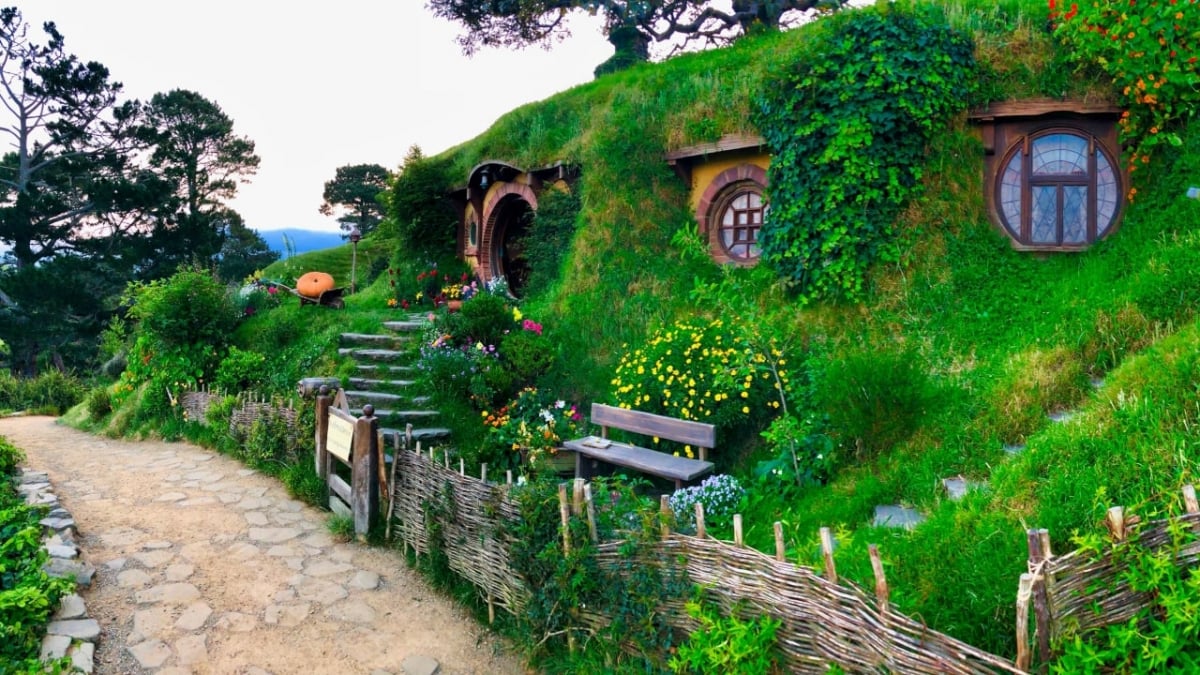 Lord of the Rings 14-Day New Zealand Tour