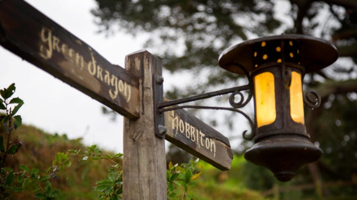 Lord of the Rings 6-Day North Island Tour