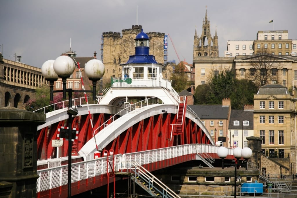Vera Tour: Swing Bridge Quayside Newcastle