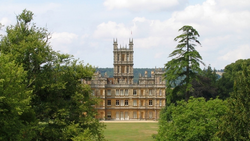 Highclere Castle / Downton Abbey aus der Ferne