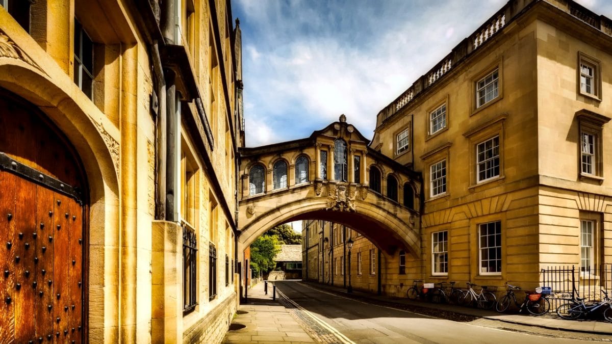 A Discovery of Witches Privattour durch Oxford