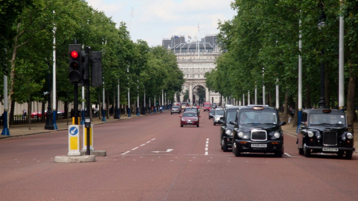The Crown Private Walking Tour of London