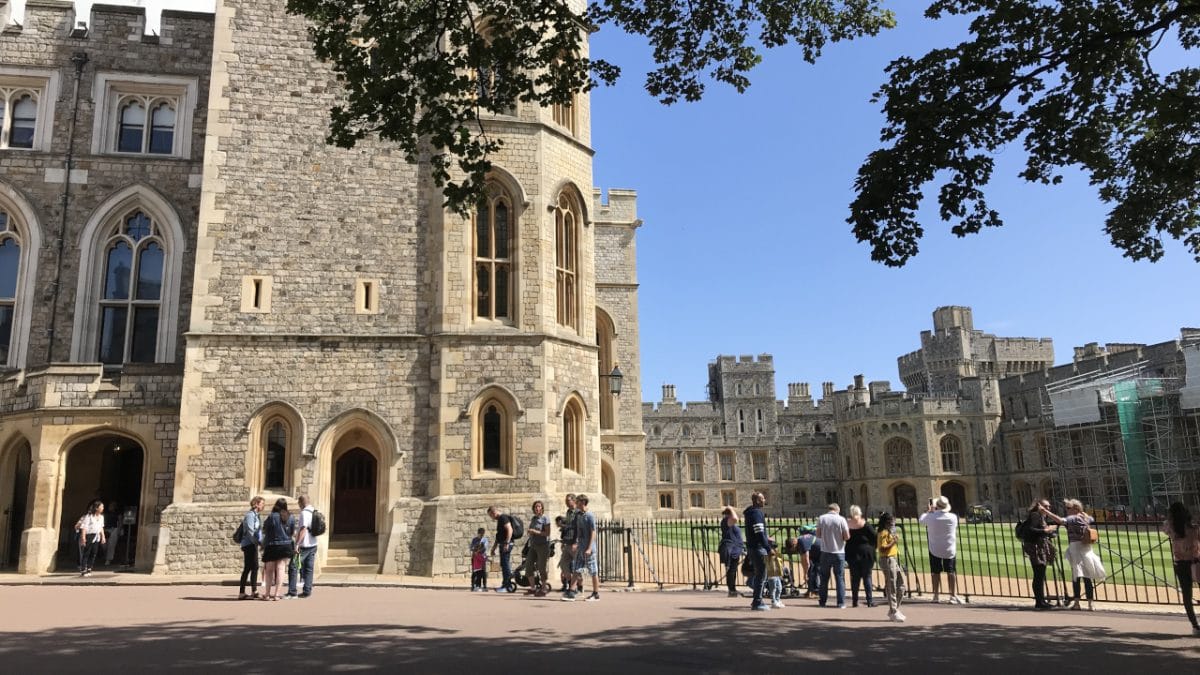 The Crown Private Walking Tour of London