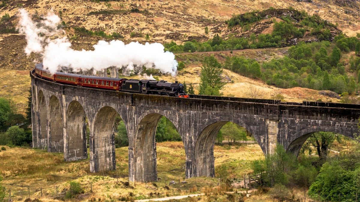 Harry Potter Dampfzug und das schottische Hochland