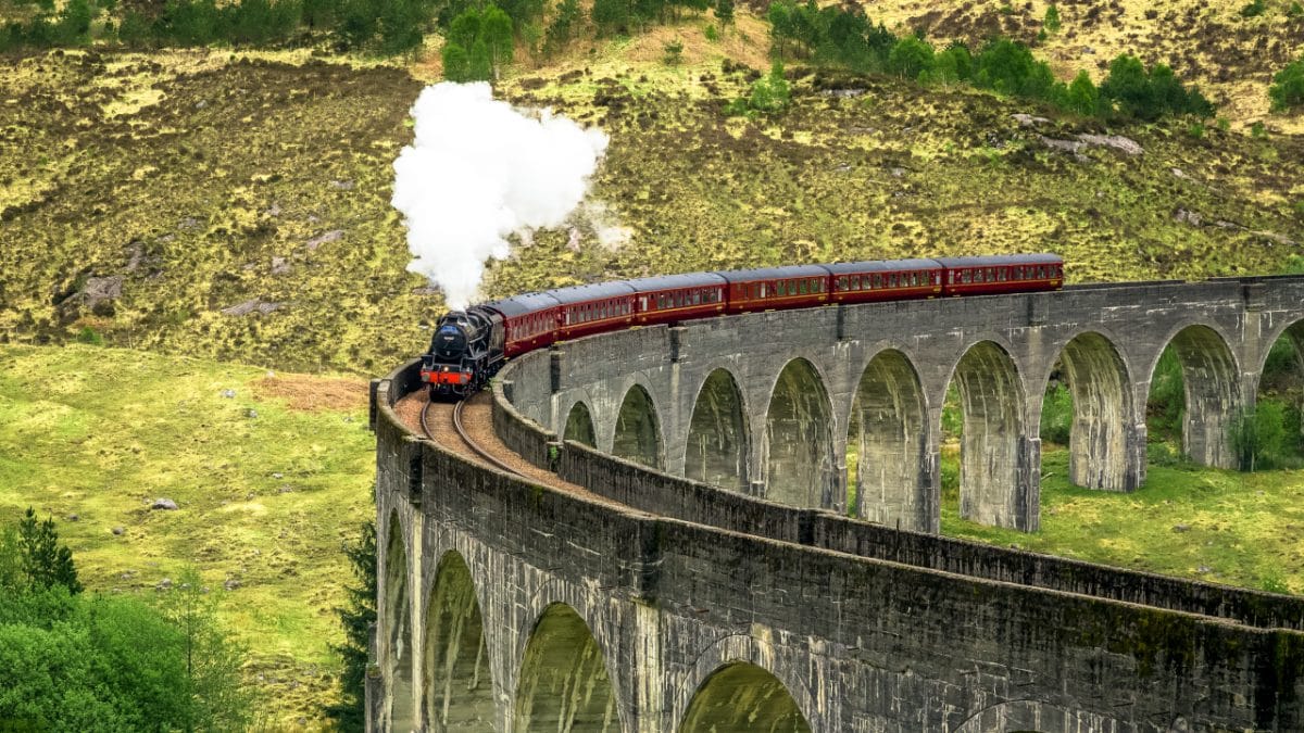 Harry Potter Dampfzug und das schottische Hochland