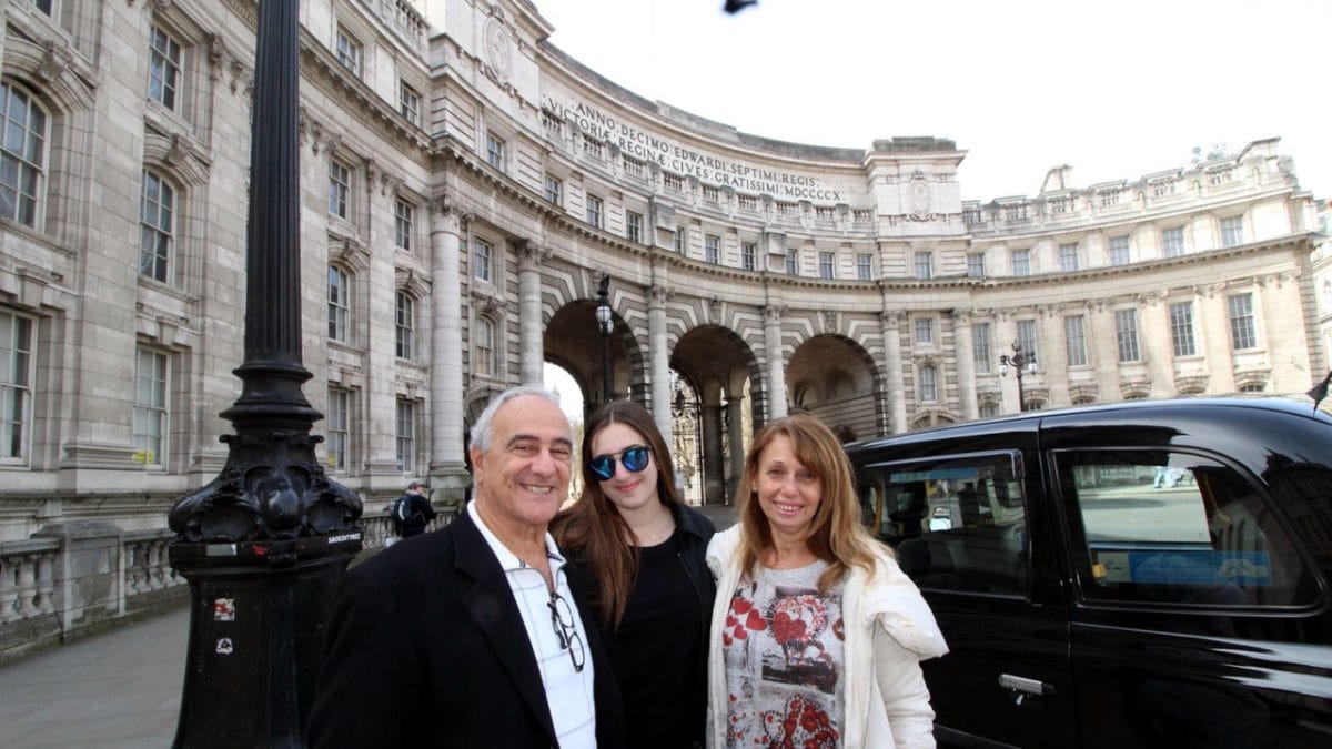 The Crown London and Windsor Locations by Black Cab