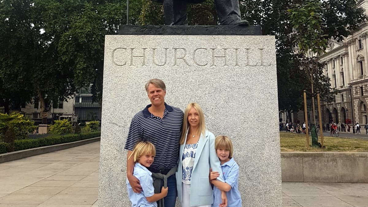 The Crown London and Windsor Locations by Black Cab