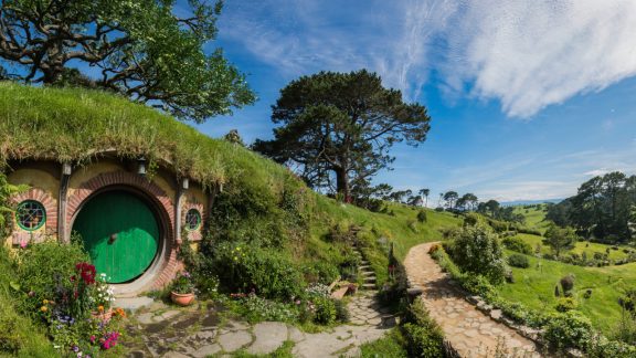 Hobbiton Express Tour from Auckland