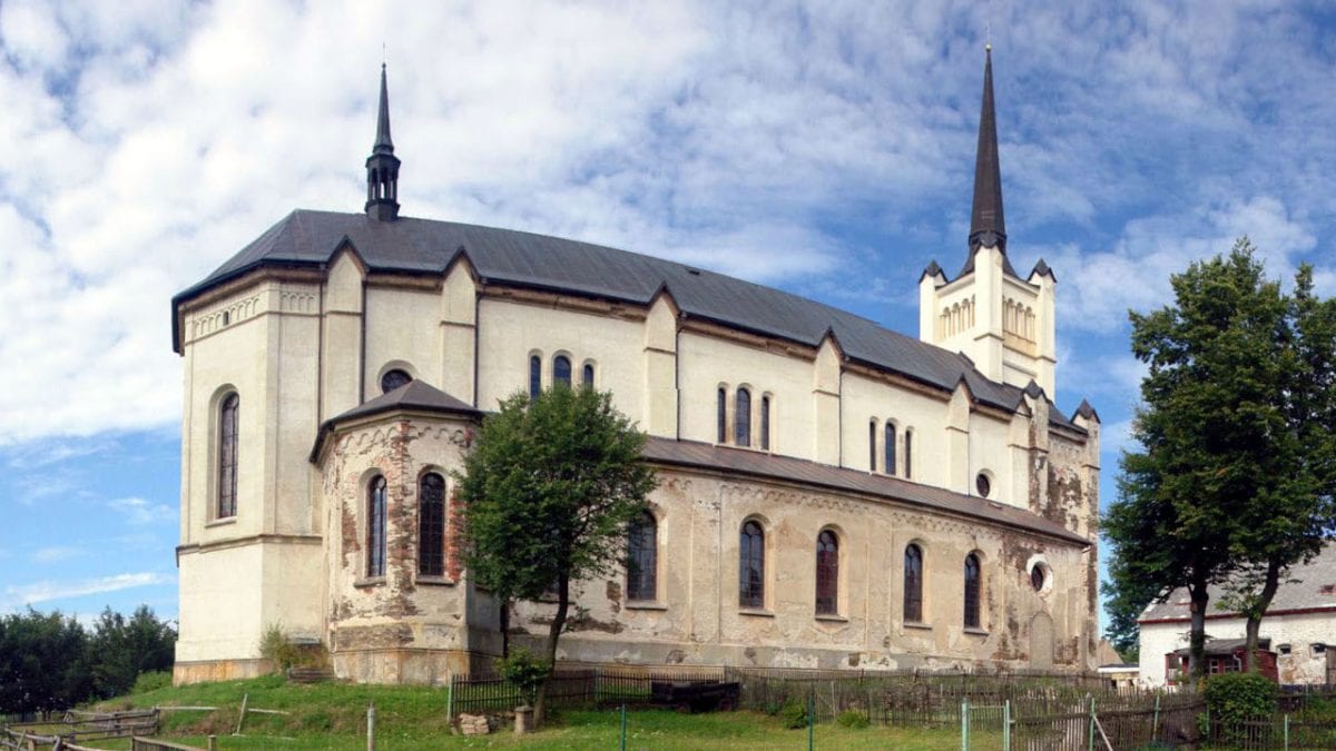 The Wheel of Time Filming Locations Tour from Prague
